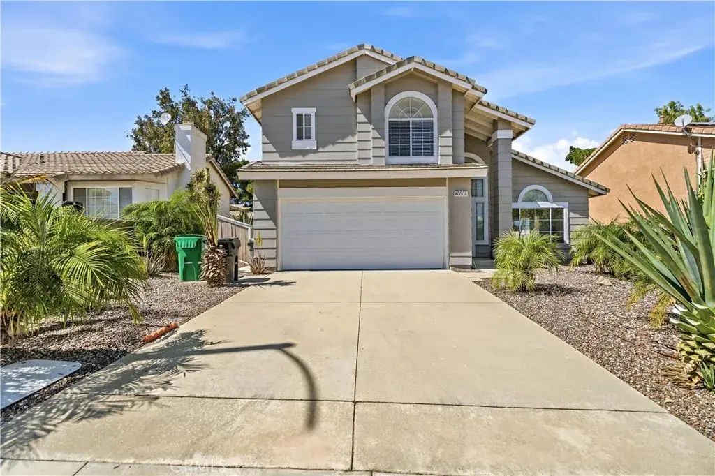 26911 Lightfoot Drive, Corona