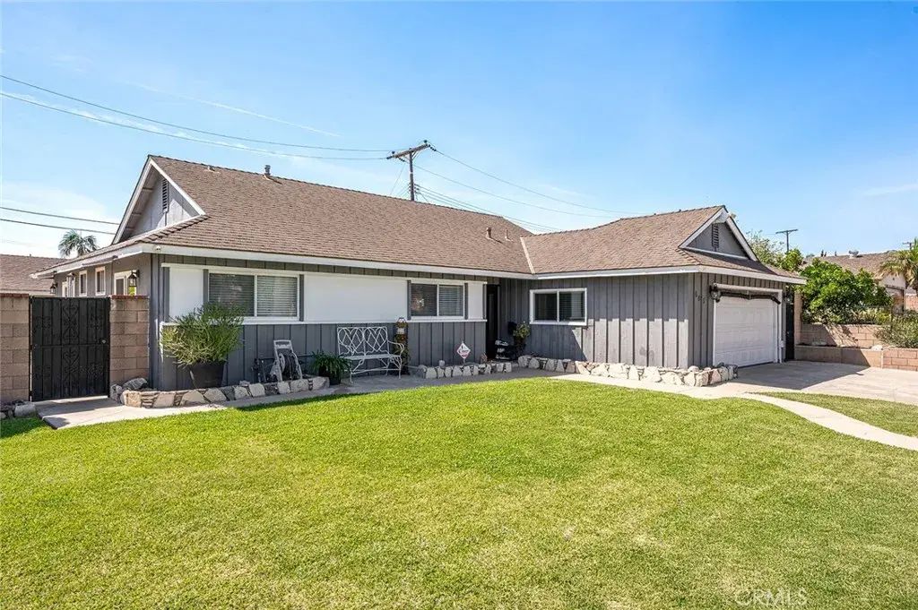 605 E Avenida De La Merced, Montebello