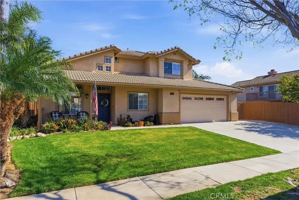 2145 Cloverleaf Circle, Corona