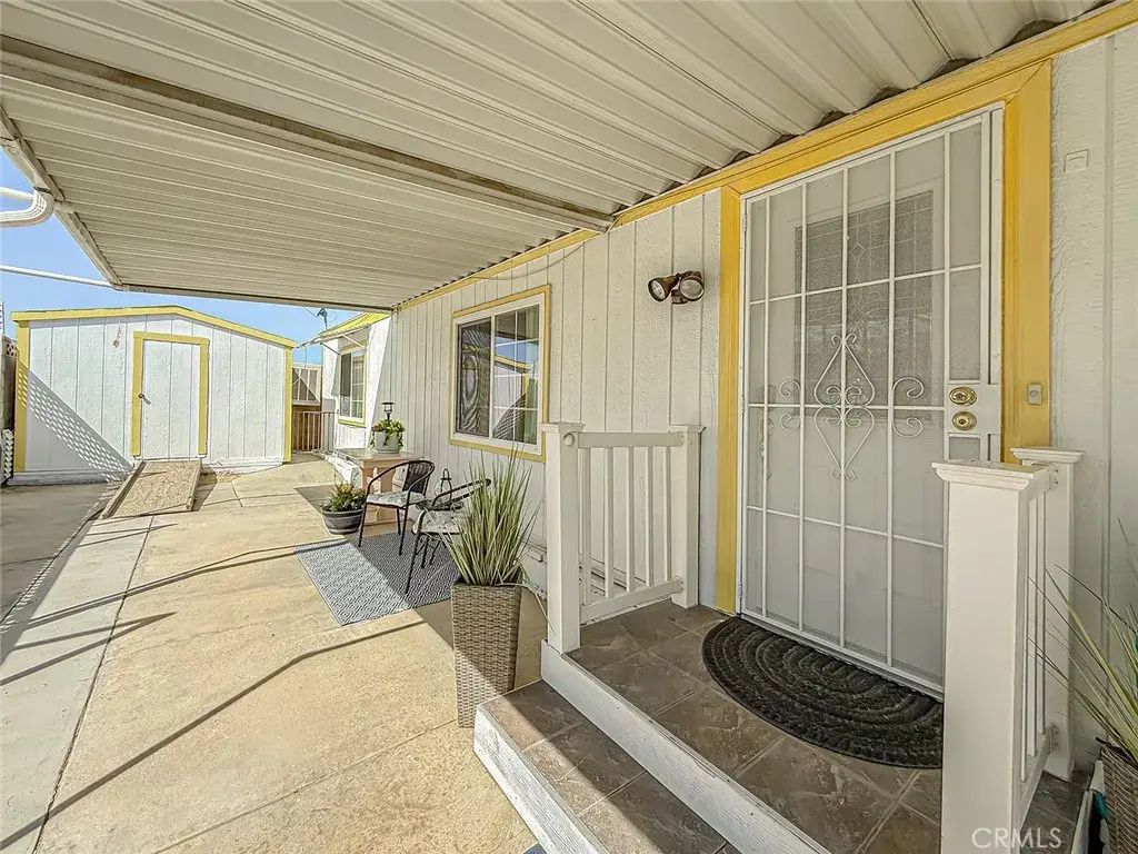 48303 20th St W 109, Lancaster