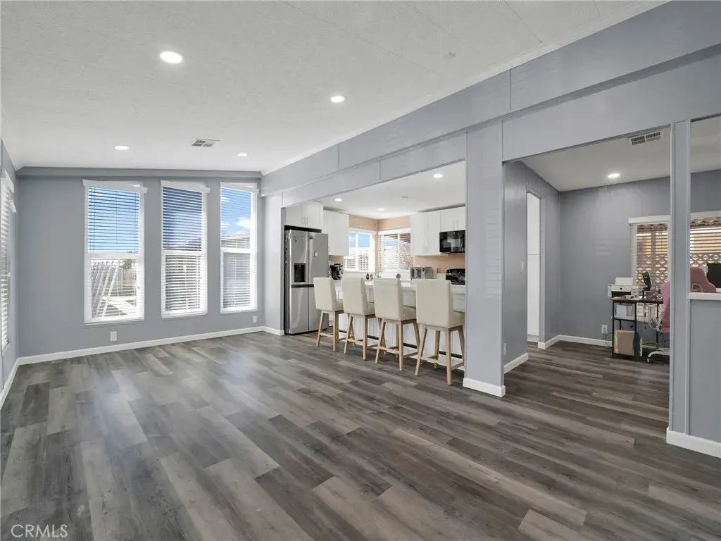24303 Woolsey Canyon 85, West Hills