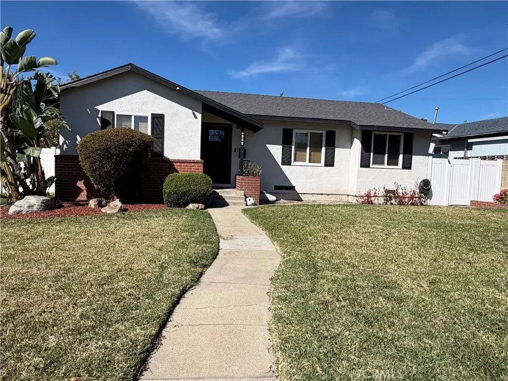 9406 Rose Avenue, Montclair