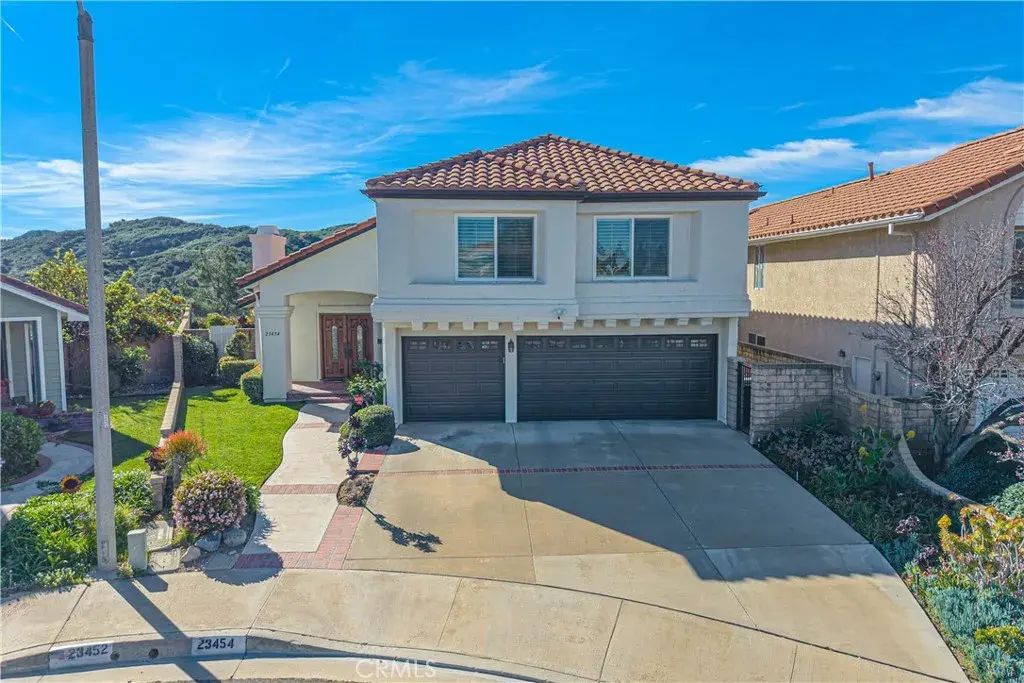 23454 Cloverdale Court, Newhall