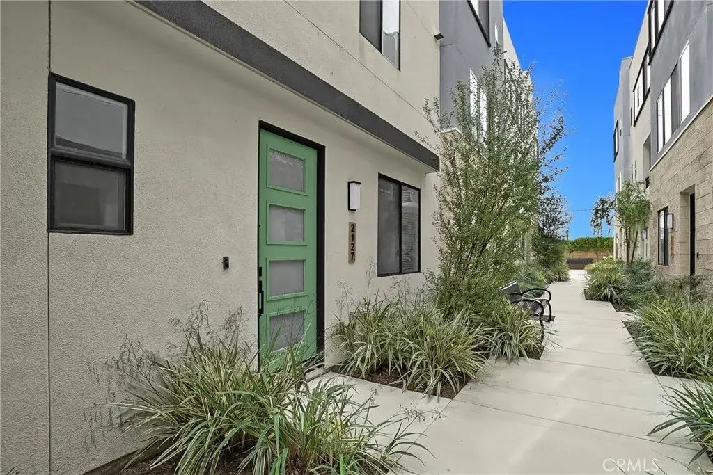2127 Marine Walk, Gardena