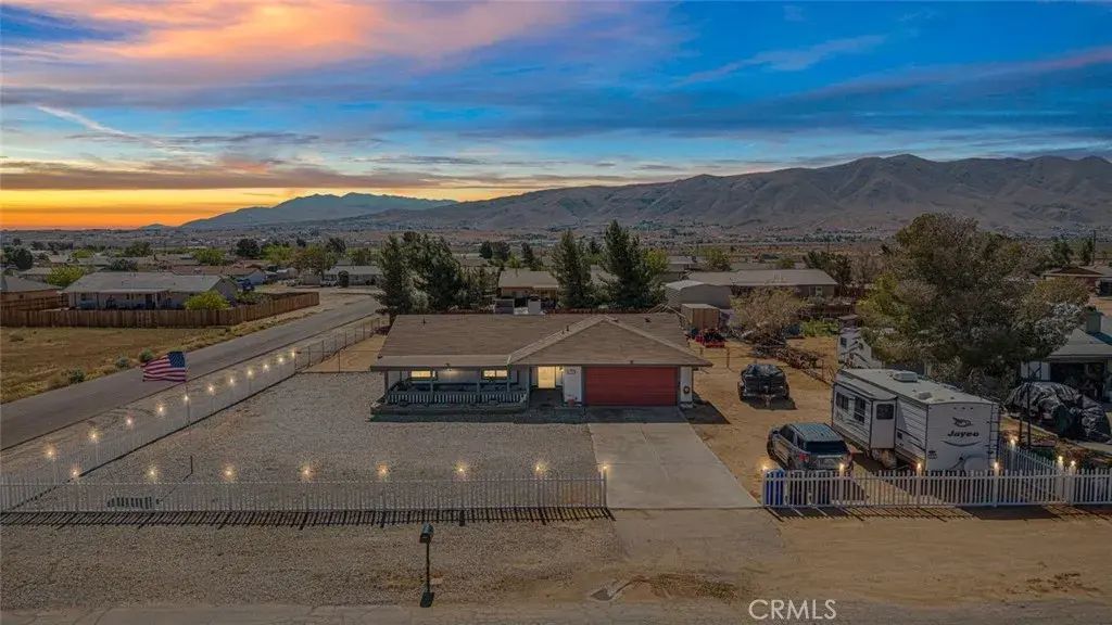 21141 Nandina, Apple Valley