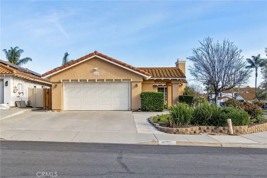 40160 Calle Yorba, Murrieta