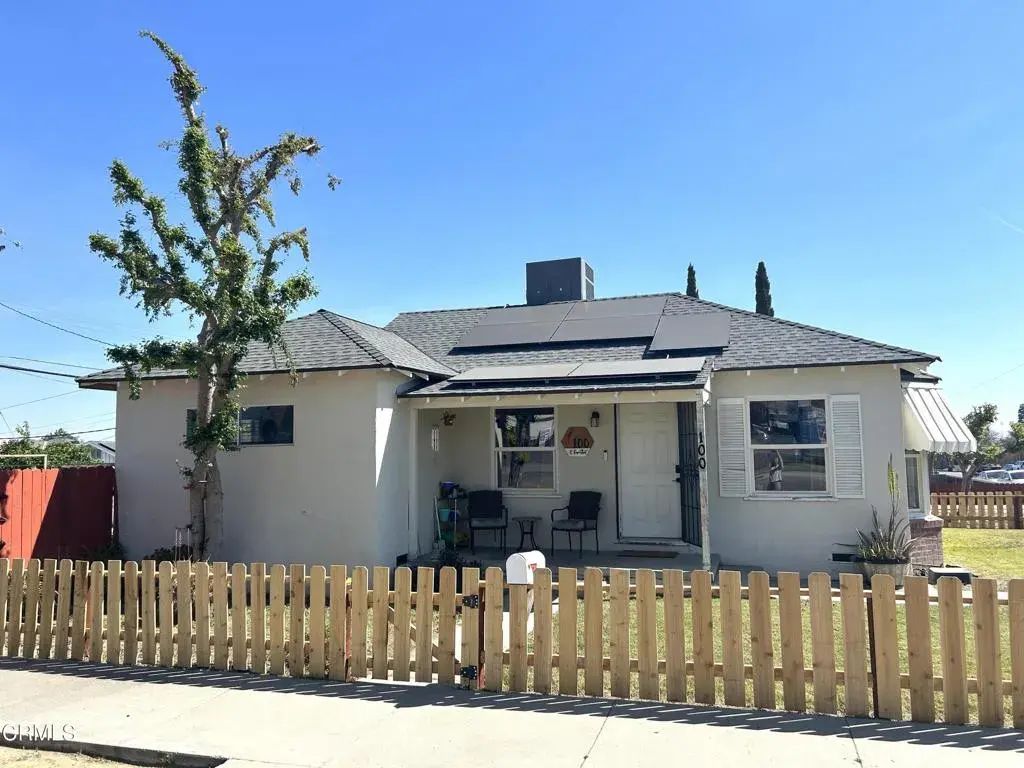 100 East Kern Street, Taft