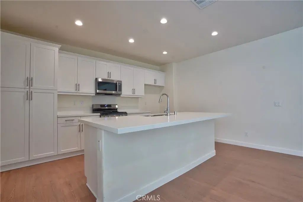 139 Grove Court, Perris