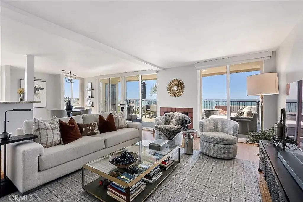800 Manhattan, Manhattan Beach