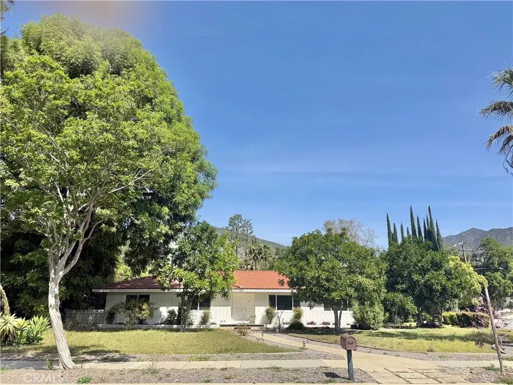 61 E Orange Grove, Arcadia