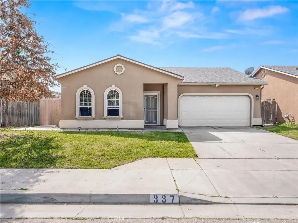 337 Ramona, Orange Cove