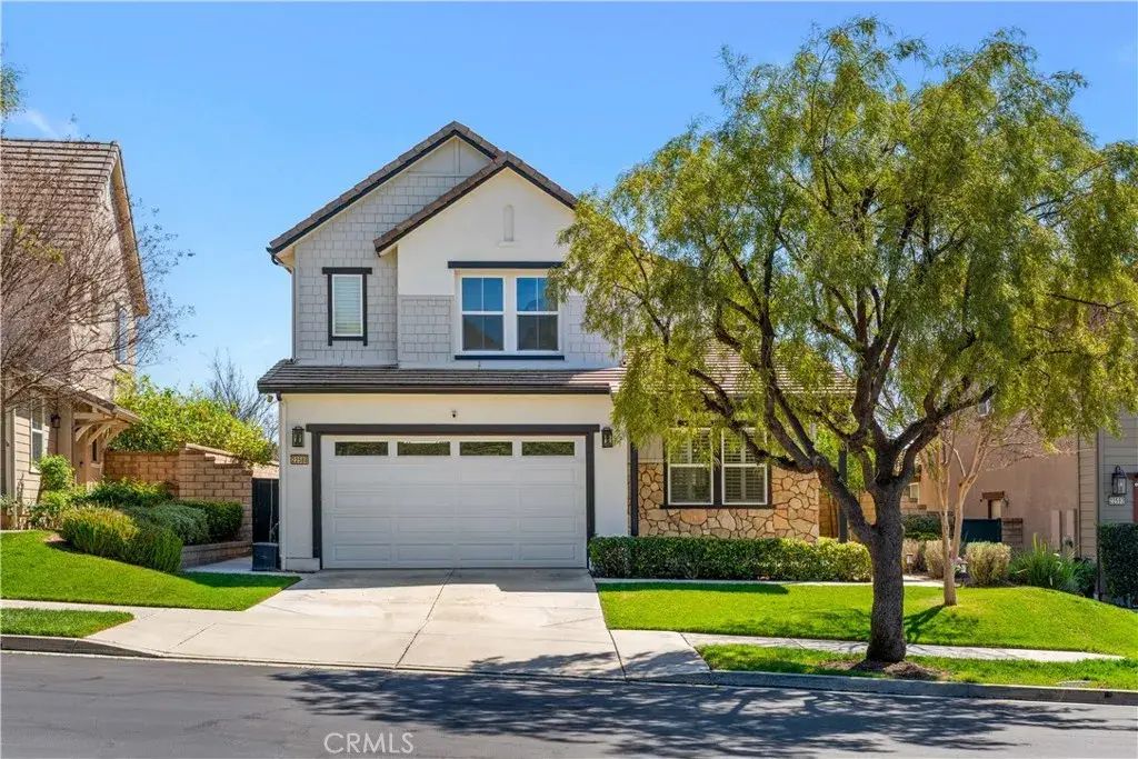 22588 Lamplight, Saugus