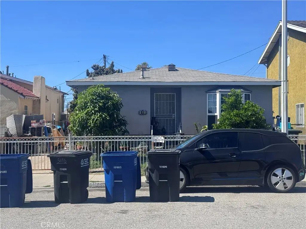 565 Margaret Avenue, Los Angeles