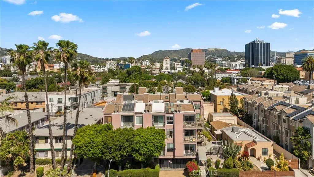6525 La Mirada Avenue 112, Los Angeles