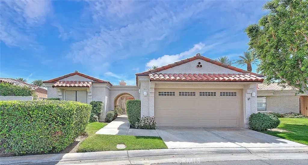 48121 Calle Seranas, La Quinta