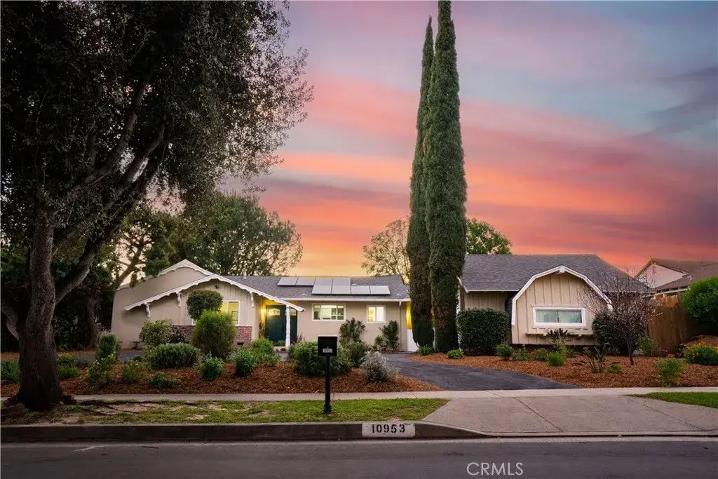 10953 Darby Avenue, Porter Ranch