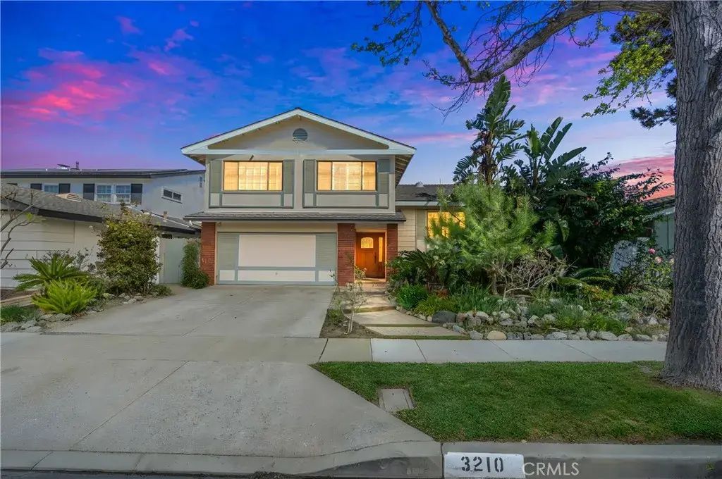 3210 Val Verde, Long Beach