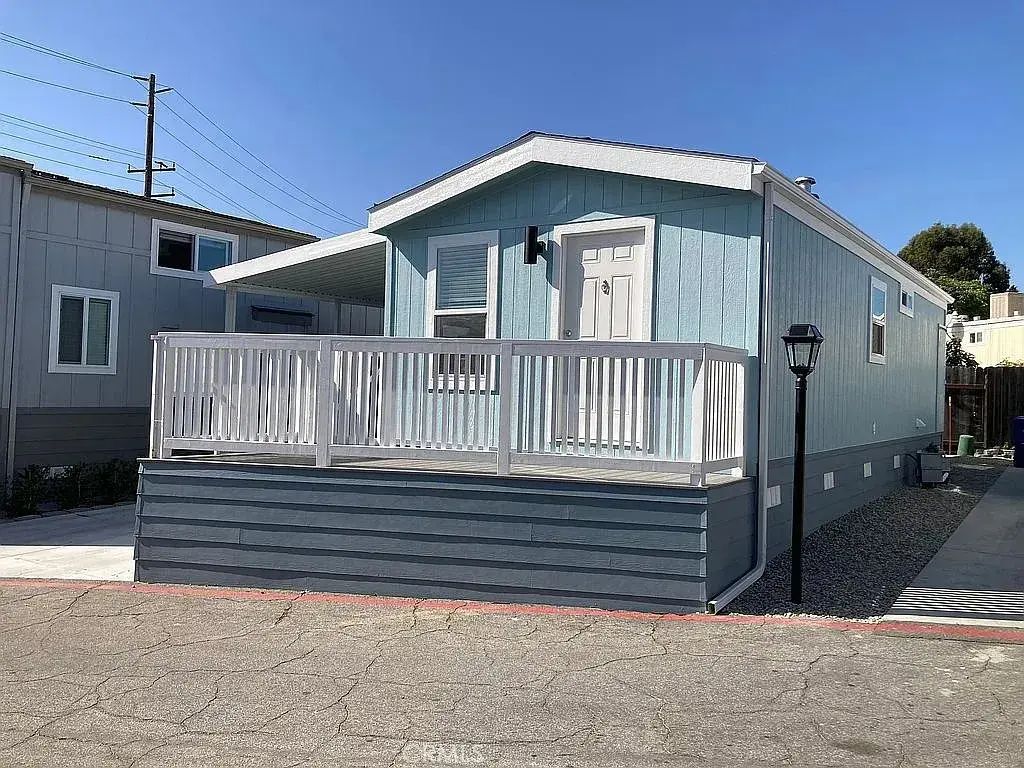 7368 Hollister 56, Goleta