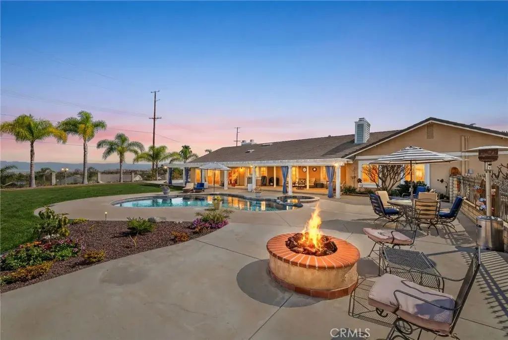 15555 Rancho Viejo Drive, Riverside