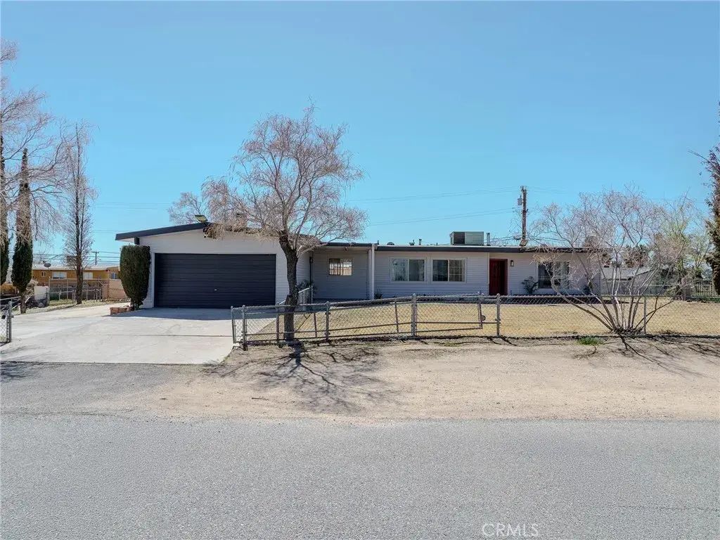15801 Malpais Lane, Victorville