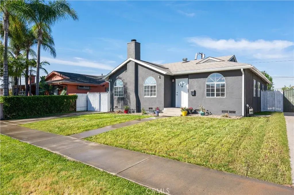 13607 S Menlo Avenue, Gardena