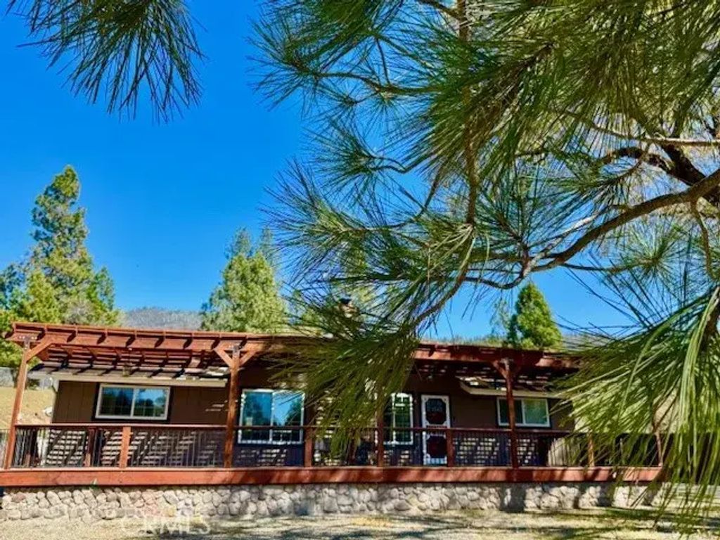 2350 Harris Road, Mariposa