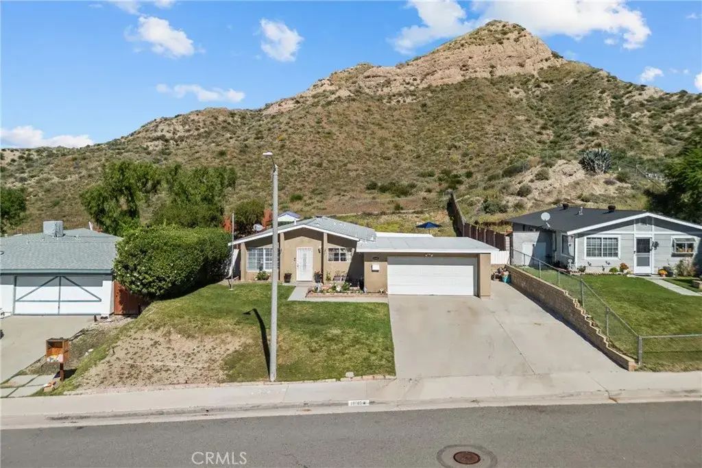 14845 Canna Valley, Canyon Country