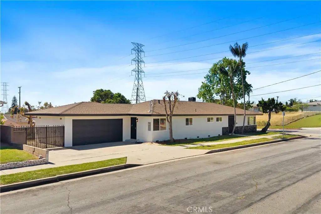 1258 W 121st, Los Angeles