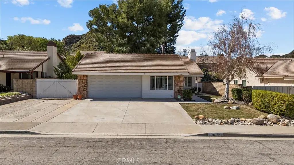 31343 Tobiah, Castaic