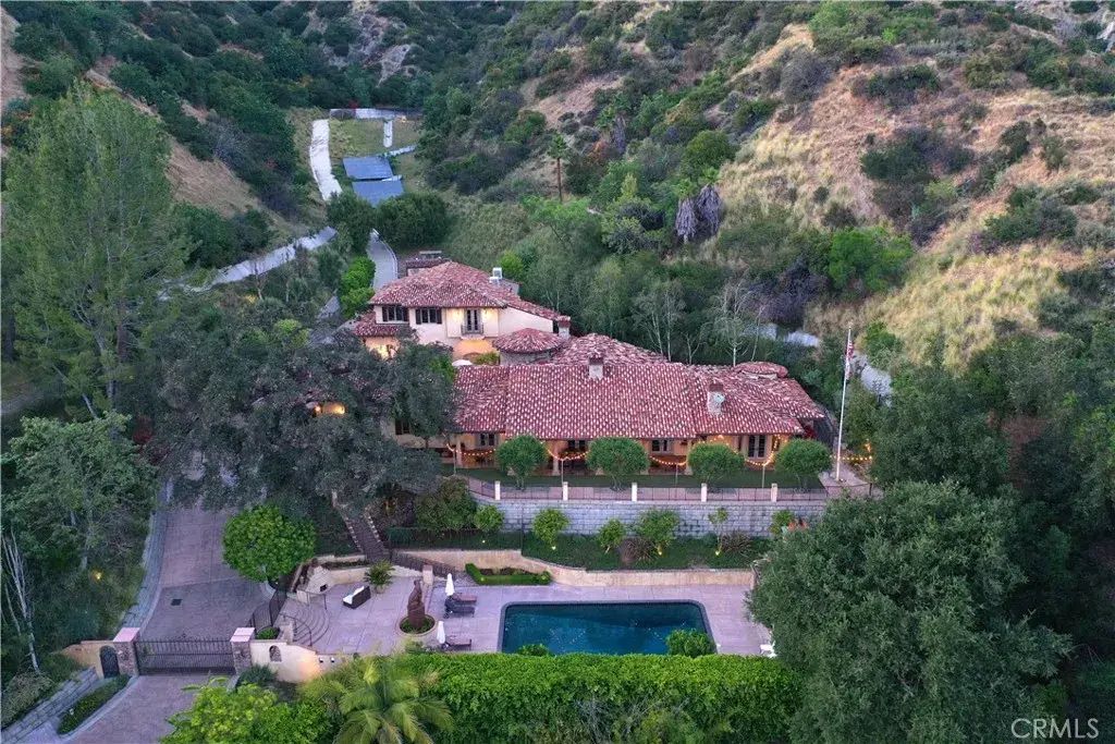 905 Crescent, Monrovia