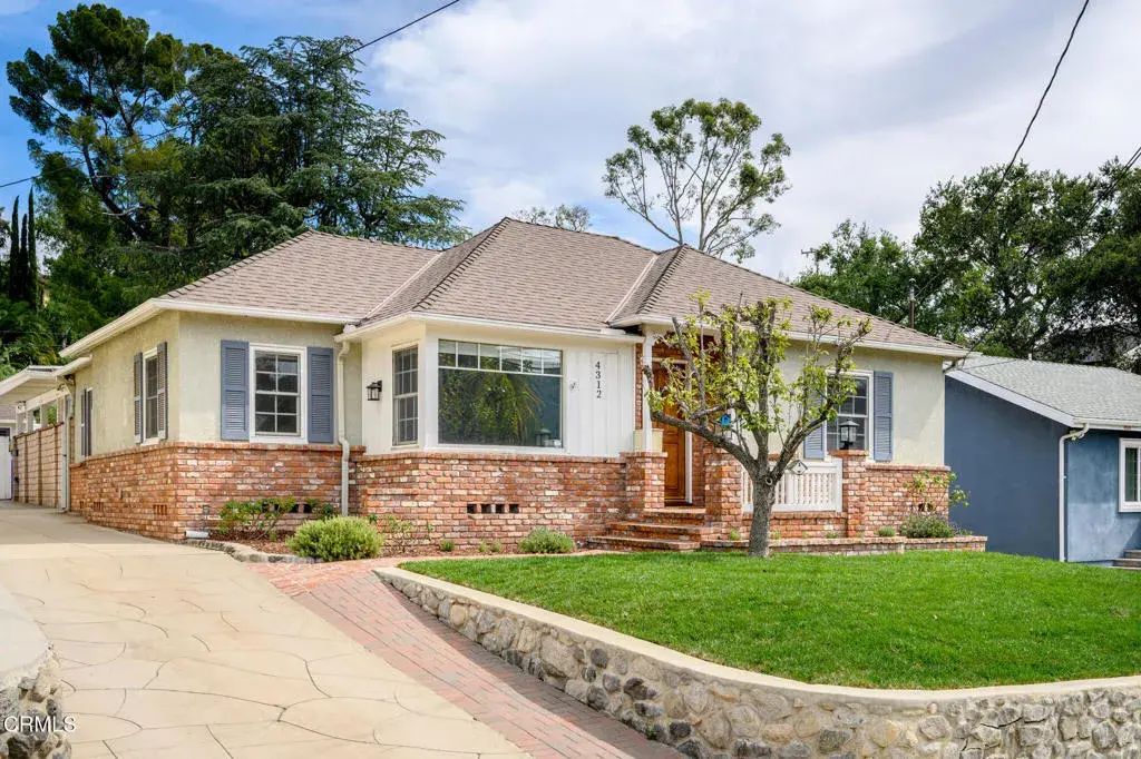4312 Briggs Avenue, Montrose