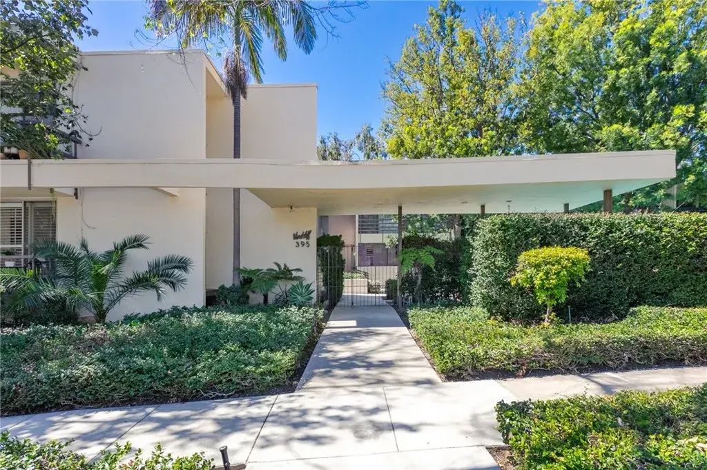 395 Cliff Drive 105, Pasadena