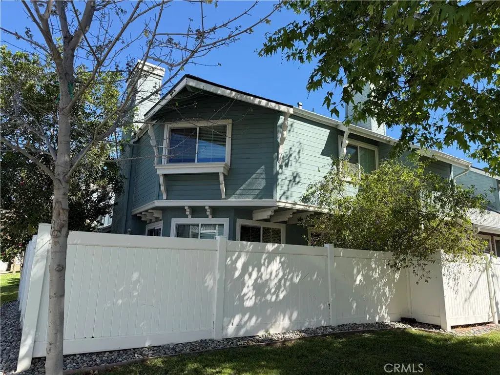 1878 Rory Lane 6, Simi Valley