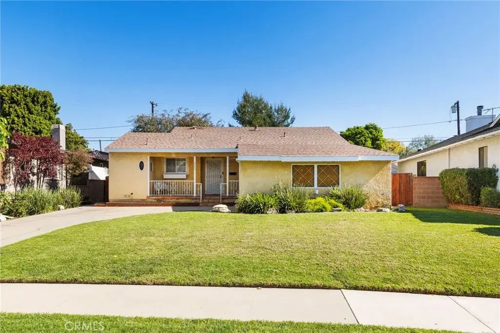 2334 Iroquois Avenue, Long Beach