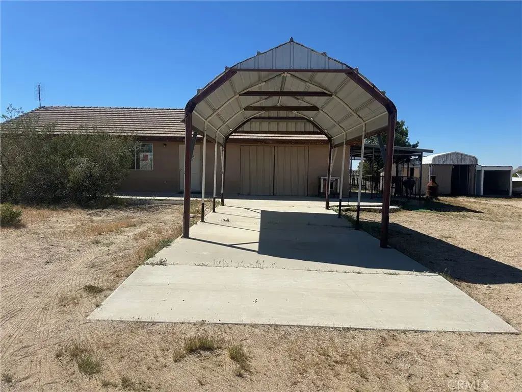 9772 Alamo, Lucerne Valley