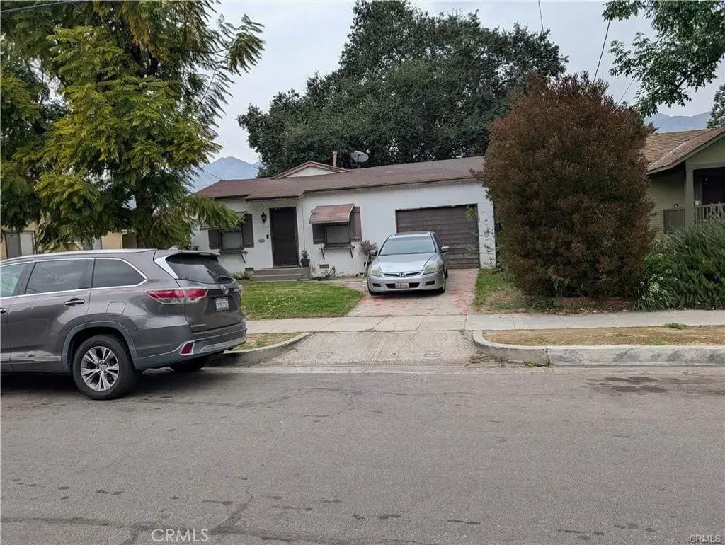 855 W Walnut, Monrovia
