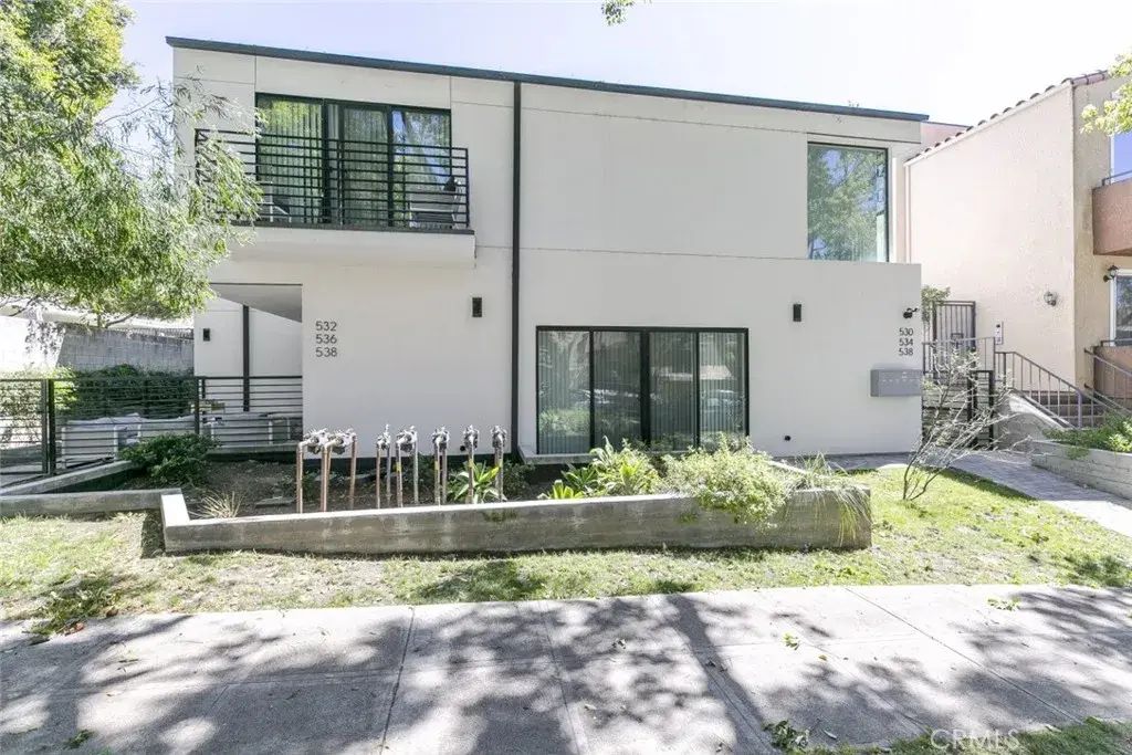 534 E San Jose Avenue, Burbank
