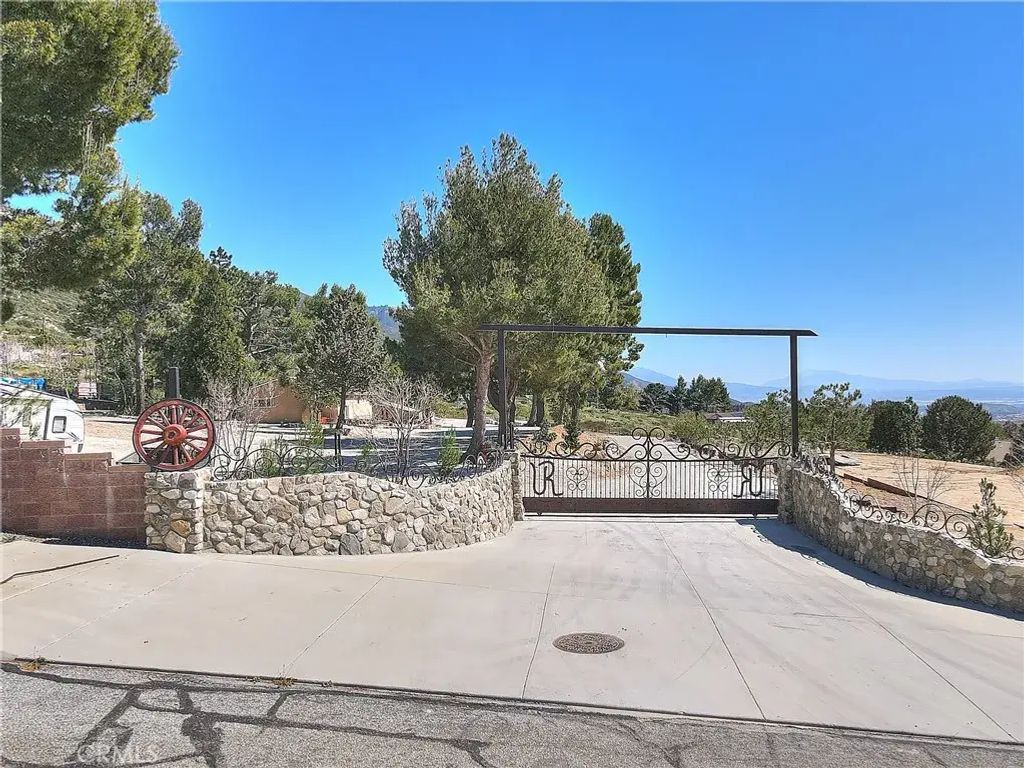 575 Greenwood Avenue, San Bernardino