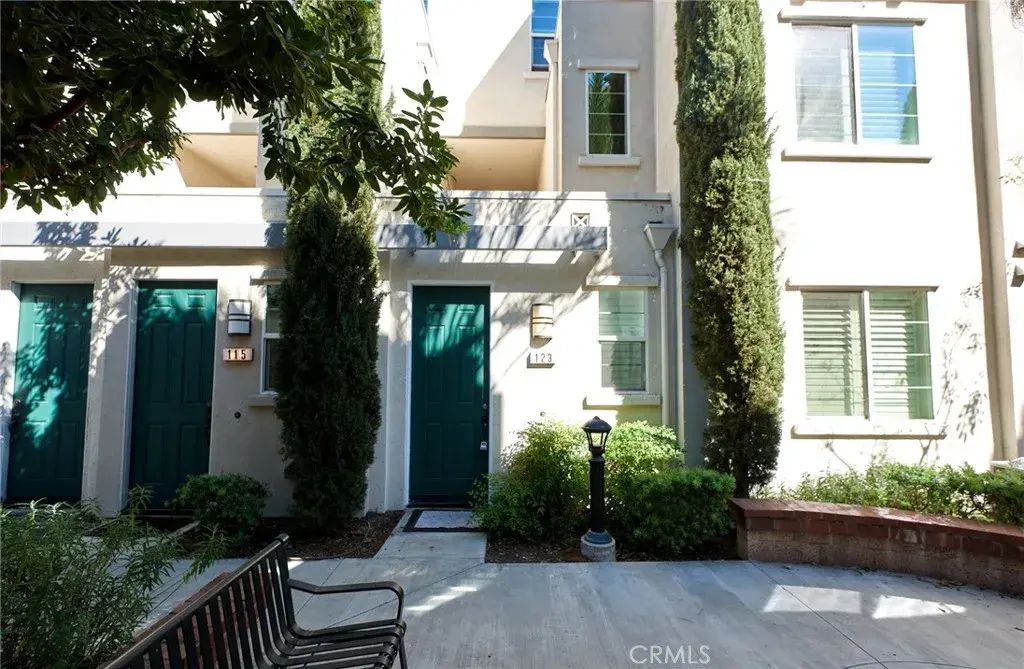 123 Macintosh, Upland