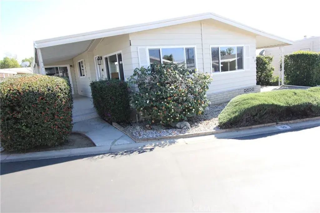 626 Dearborn North 55, Redlands