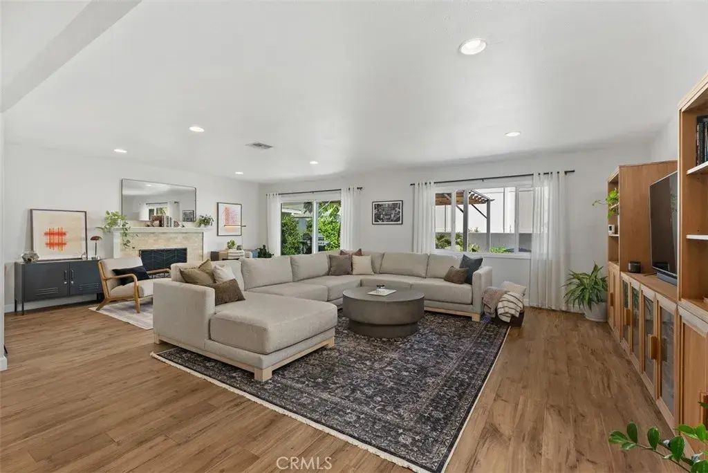 279 N Sacramento Street, Orange