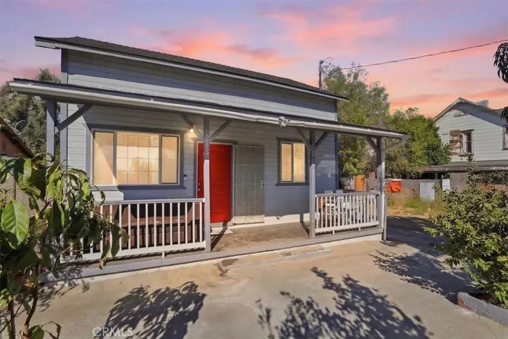 245 Commercial Avenue, Riverside