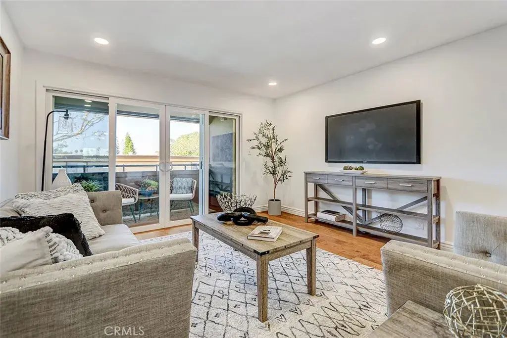 5917 Armaga Spring H, Rancho Palos Verdes