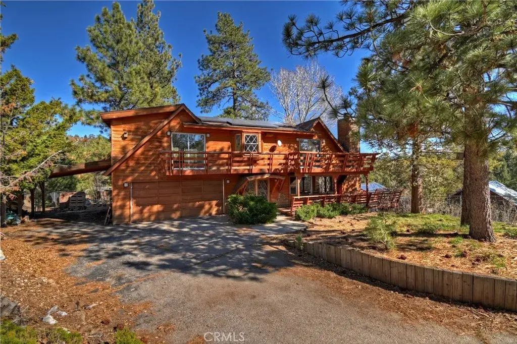 1035 Fawnskin Drive, Fawnskin