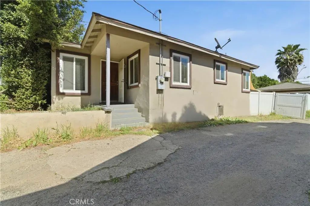432 N Commonwealth, Los Angeles