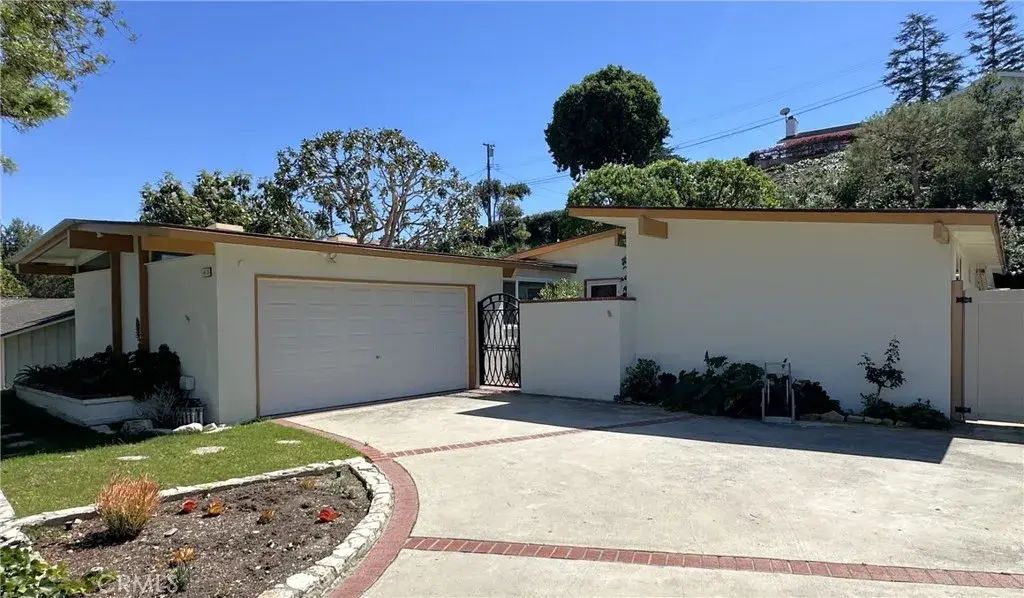 42 Rollingwood Drive, Rolling Hills Estates