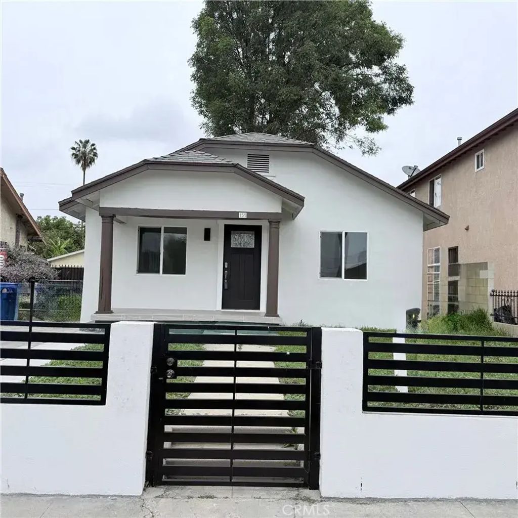 155 E 84th Street, Los Angeles
