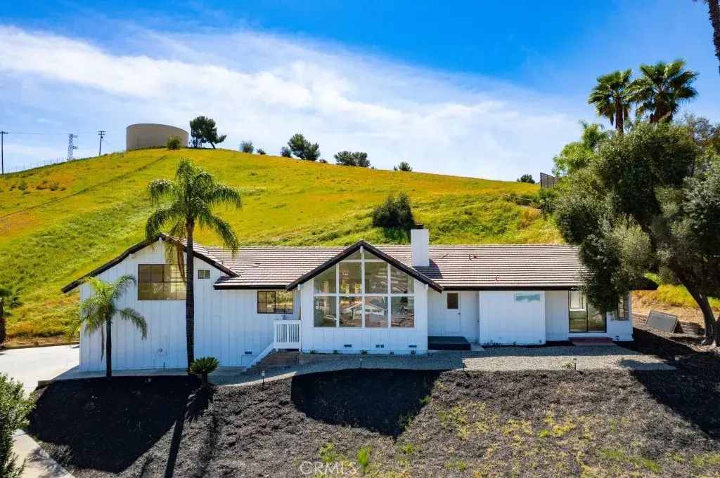 22951 Lassen Drive, Canyon Lake