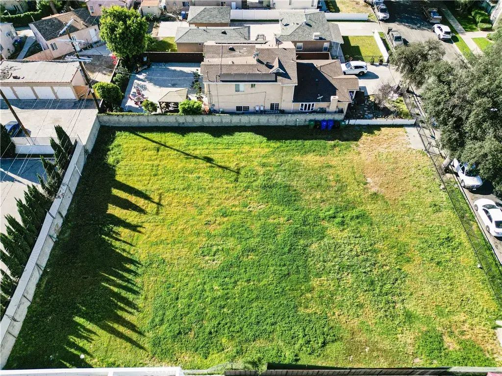 5926 Lemp, North Hollywood