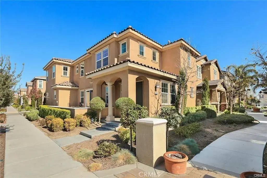 6050 Rosewood, Eastvale